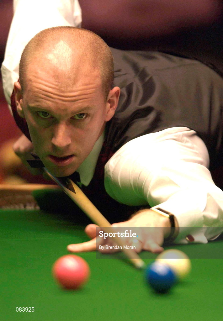 21 March 2002; Peter Ebdon during the Irish Snooker Masters Championship Quarter Final match between Peter Ebdon v Mark Williams at the Citywest Hotel in Saggart, Dublin. Photo by Brendan Moran/Sportsfile