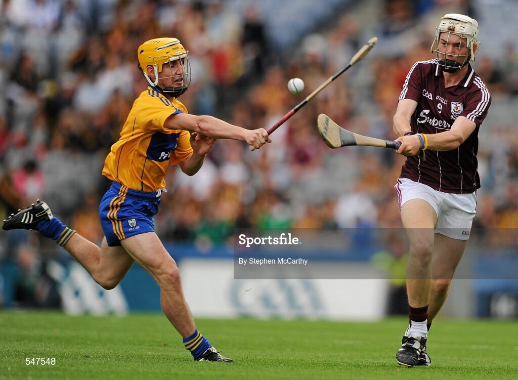 7 August 2011; Padraig Brehony, Galway, in action against Colm Galvin, Clare. GAA Hurling All-Ireland Minor Championship Semi-Final, Clare v Galway, Croke Park, Dublin. Picture credit: Stephen McCarthy / SPORTSFILE