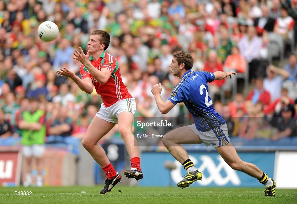 21 August 2011; Cillian O'Connor, Mayo, in action against Killian Young, Kerry. GAA Football All-Ireland Senior Championship Semi-Final, Mayo v Kerry, Croke Park, Dublin. Picture credit: Matt Browne / SPORTSFILE