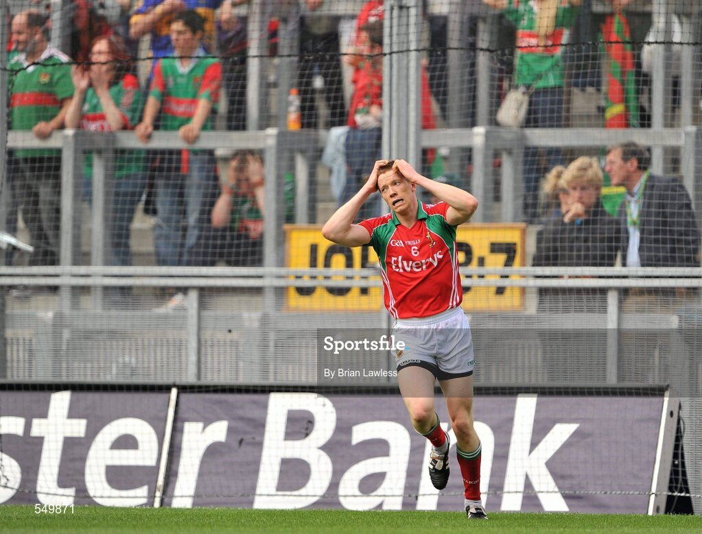 21 August 2011; Mayo's Donal Vaughan reacts after putting the ball narrowly over the bar. GAA Football All-Ireland Senior Championship Semi-Final, Mayo v Kerry, Croke Park, Dublin. Picture credit: Brian Lawless / SPORTSFILE