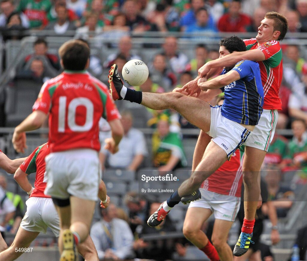 21 August 2011; Bryan Sheehan, Kerry, in action against Aidan O'Shea, Mayo. GAA Football All-Ireland Senior Championship Semi-Final, Mayo v Kerry, Croke Park, Dublin. Picture credit: Brian Lawless / SPORTSFILE