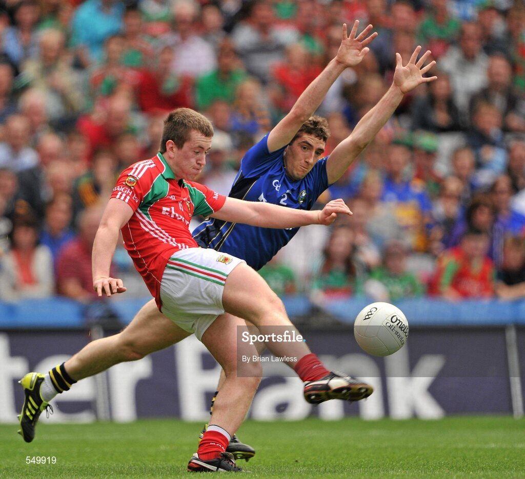 21 August 2011; Cillian O'Connor, Mayo, in action against Killian Young, Kerry. GAA Football All-Ireland Senior Championship Semi-Final, Mayo v Kerry, Croke Park, Dublin. Picture credit: Brian Lawless / SPORTSFILE