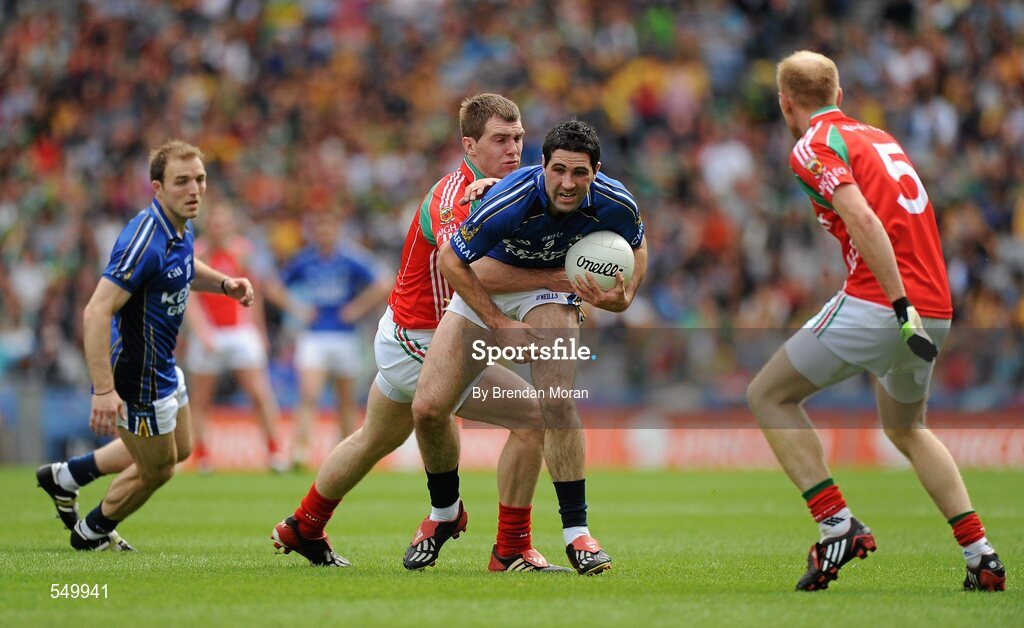 21 August 2011; Bryan Sheehan, Kerry, is tackled by Seamus O'Shea, Mayo. GAA Football All-Ireland Senior Championship Semi-Final, Mayo v Kerry, Croke Park, Dublin. Picture credit: Brendan Moran / SPORTSFILE