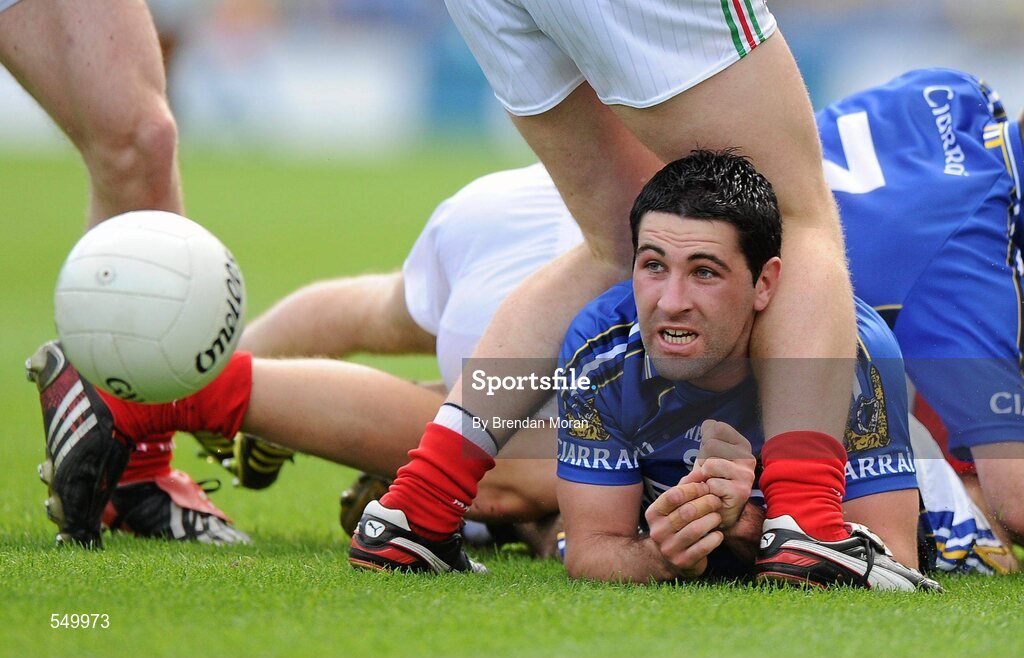 21 August 2011; Bryan Sheehan, Kerry, under pressure from Cillian O'Connor, Mayo. GAA Football All-Ireland Senior Championship Semi-Final, Mayo v Kerry, Croke Park, Dublin. Picture credit: Brendan Moran / SPORTSFILE