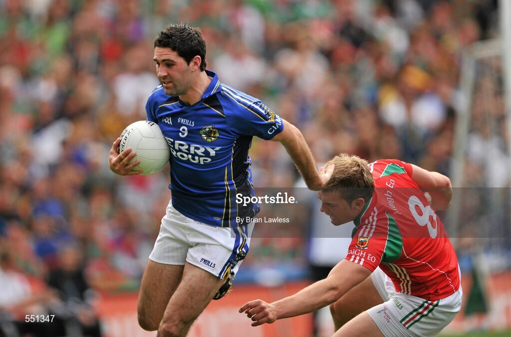 21 August 2011; Bryan Sheehan, Kerry, in action against Aidan O'Shea, Mayo. GAA Football All-Ireland Senior Championship Semi-Final, Mayo v Kerry, Croke Park, Dublin. Picture credit: Brian Lawless / SPORTSFILE