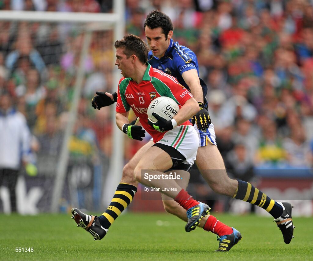 21 August 2011; Enda Varley, Mayo, in action against Tom O'Sullivan, Kerry. GAA Football All-Ireland Senior Championship Semi-Final, Mayo v Kerry, Croke Park, Dublin. Picture credit: Brian Lawless / SPORTSFILE