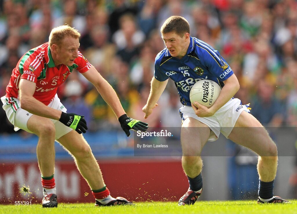 21 August 2011; Kieran O'Leary, Kerry, in action against Richie Feeney, Mayo. GAA Football All-Ireland Senior Championship Semi-Final, Mayo v Kerry, Croke Park, Dublin. Picture credit: Brian Lawless / SPORTSFILE