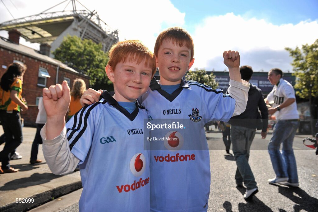 28 August 2011; Dublin supporters Cian Sweeney, right, age 8, with his brother Conor, age 6, from Dublin. Supporters at the GAA Football All-Ireland Championship Semi-Finals, Croke Park, Dublin. Picture credit: David Maher / SPORTSFILE