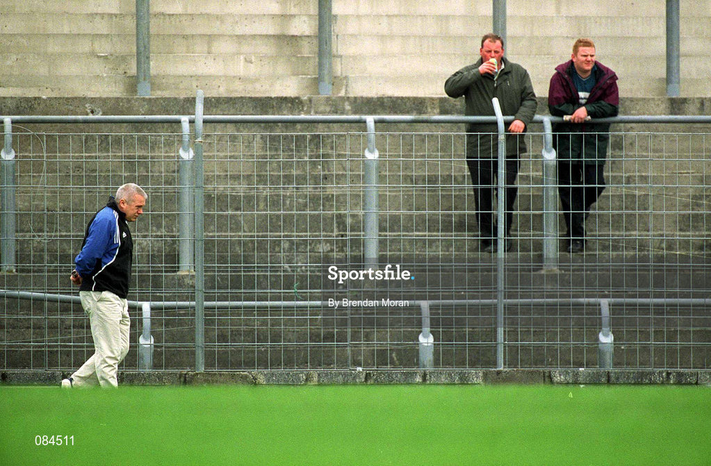 24 March 2002; Kerry manager Páidí Ó Sé during the Allianz National Football League Division 2A Round 6 match between Kerry and Armagh at Austin Stack Park in Tralee, Kerry. Photo by Brendan Moran/Sportsfile