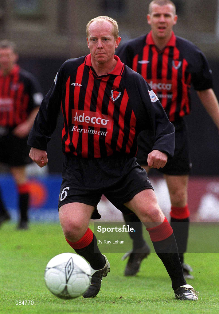 31 March 2002; Dave Hill of Bohemians during the eircom League Premier Division match between Bohemians and Shelbourne at Dalymount Park in Dublin. Photo by Ray Lohan/Sportsfile