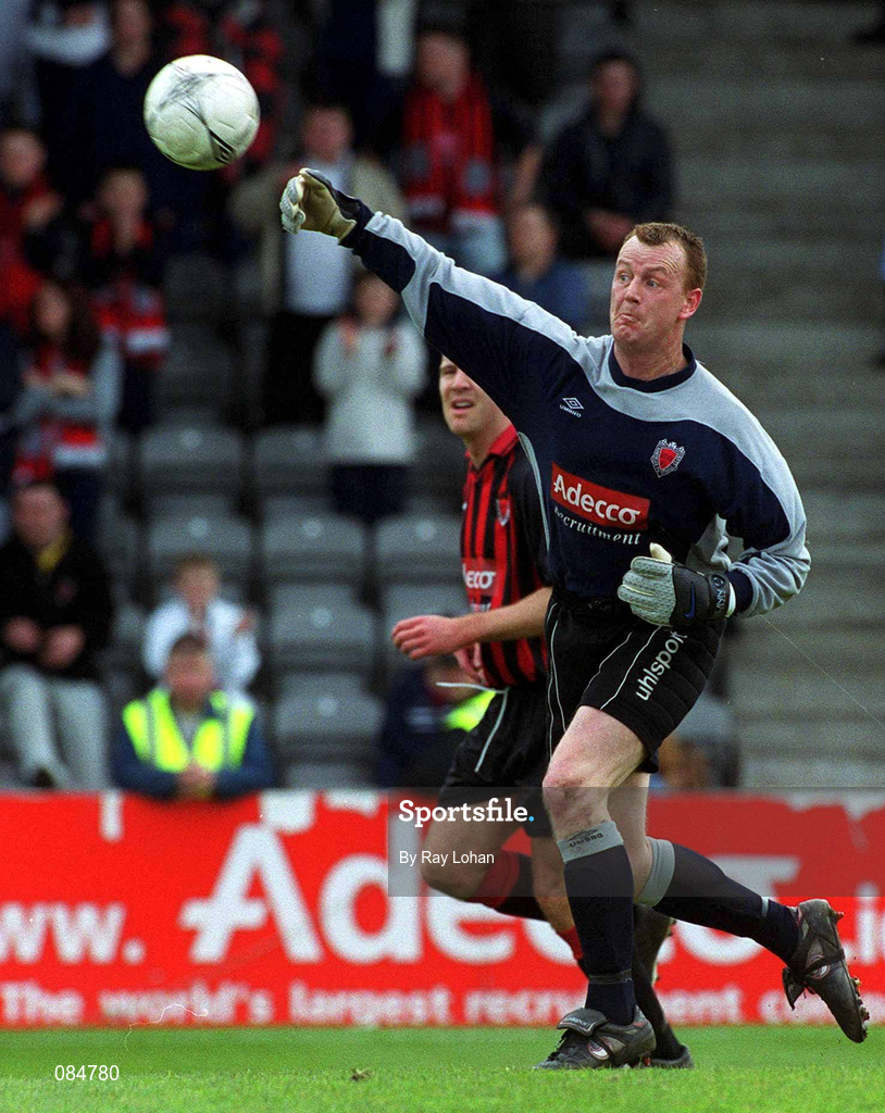 31 March 2002; Bohemians goalkeeper Wayne Russell during the eircom League Premier Division match between Bohemians and Shelbourne at Dalymount Park in Dublin. Photo by Ray Lohan/Sportsfile