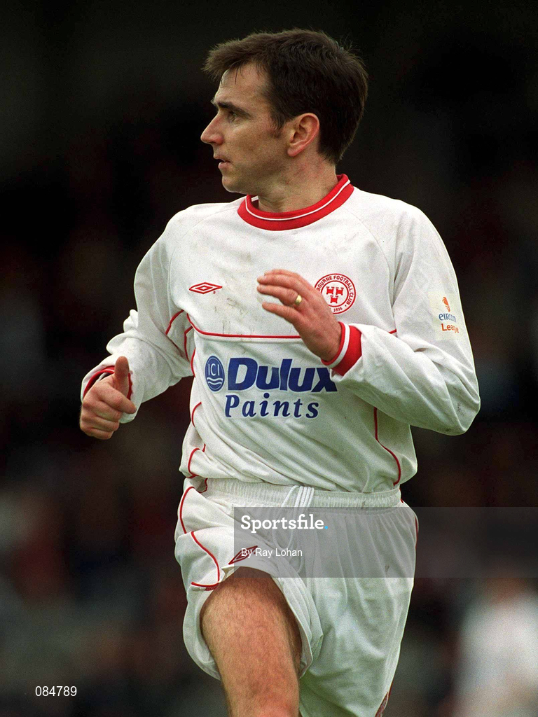 31 March 2002; Pat Fenlon of Shelbourne during the eircom League Premier Division match between Bohemians and Shelbourne at Dalymount Park in Dublin. Photo by Ray Lohan/Sportsfile