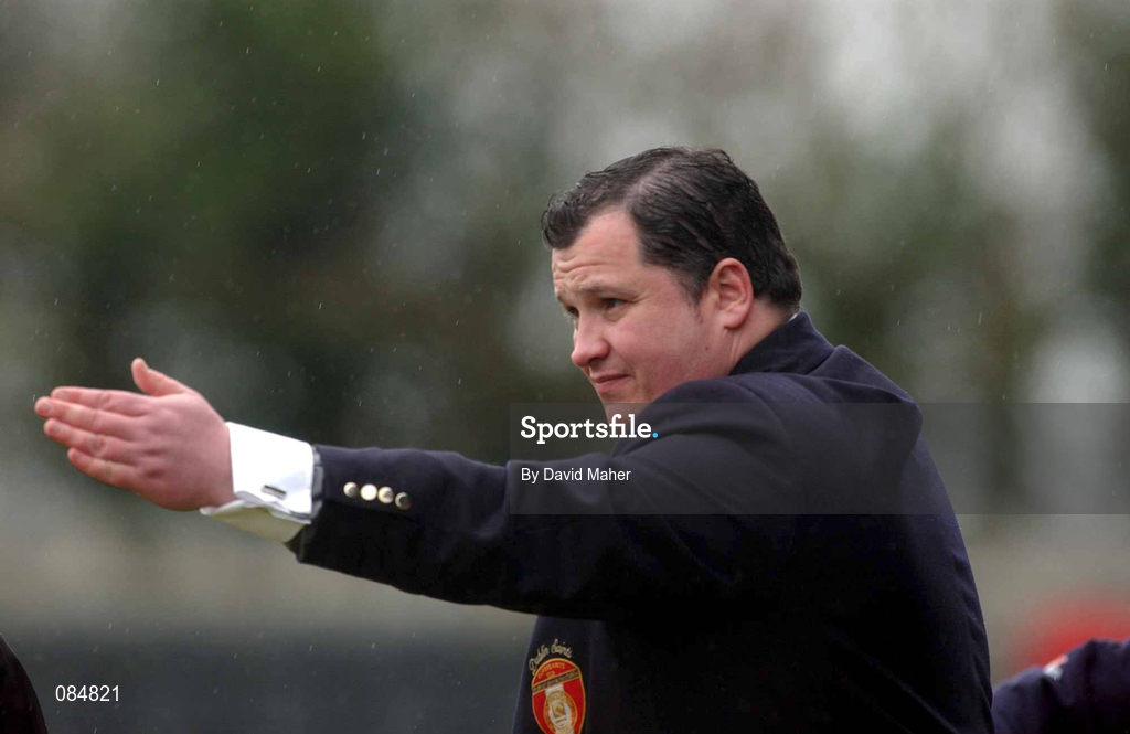 31 March 2002; St Patrick's Athletic manager Pat Dolan during the eircom League Premier Division match between Longford Town and St Patrtick's Athletic at Flancare Park in Longford. Photo by David Maher/Sportsfile