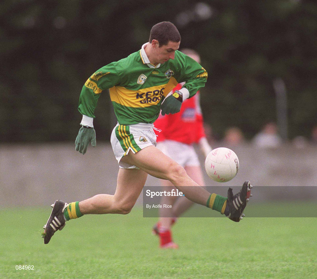 31 March 2002; Paul Galvin of Kerry during the Allianz National Football League Division 2A Round 7 match between Louth and Kerry at Páirc Mhuire in Ardee in Louth. Photo by Aoife Rice/Sportsfile
