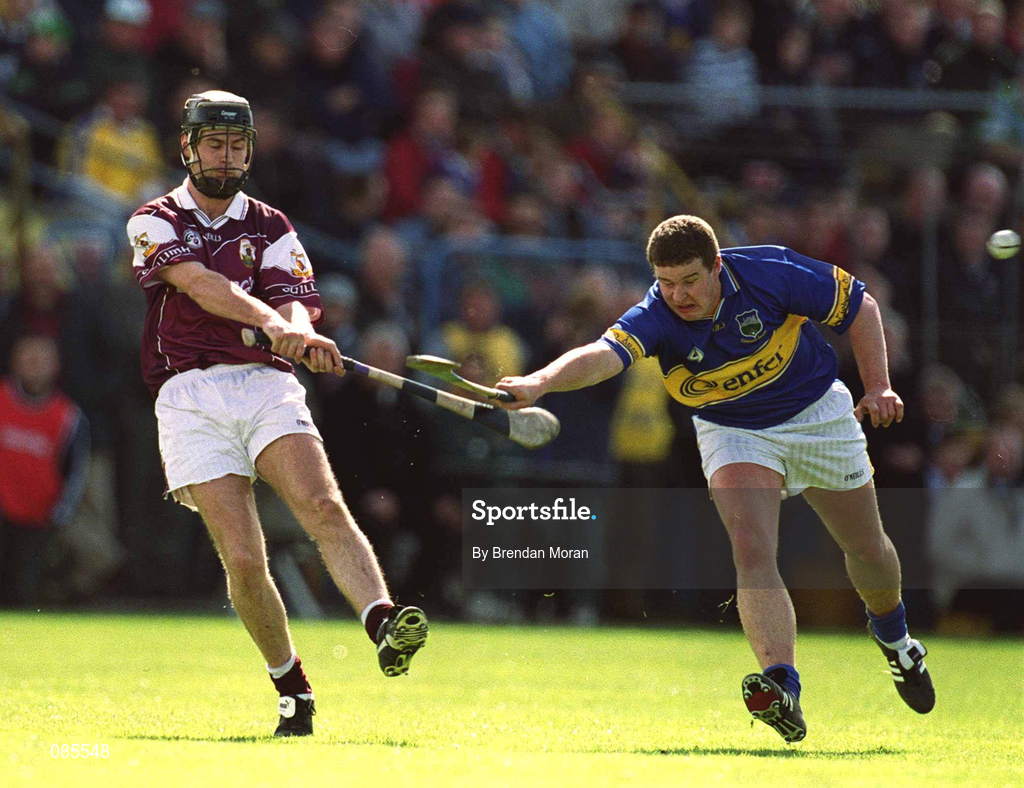 14 April 2002; Richie Murray of Galway in action against John Carroll of Tipperary during the Allianz National Hurling League Quarter-Final match between Galway and Tipperary at Semple Stadium in Thurles, Tipperary. Photo by Brendan Moran/Sportsfile