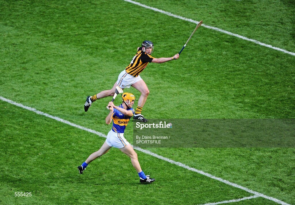 4 September 2011; Pa Bourke, Tipperary, scores his side's first goal. GAA Hurling All-Ireland Senior Championship Final, Kilkenny v Tipperary, Croke Park, Dublin. Picture credit: Dáire Brennan / SPORTSFILE