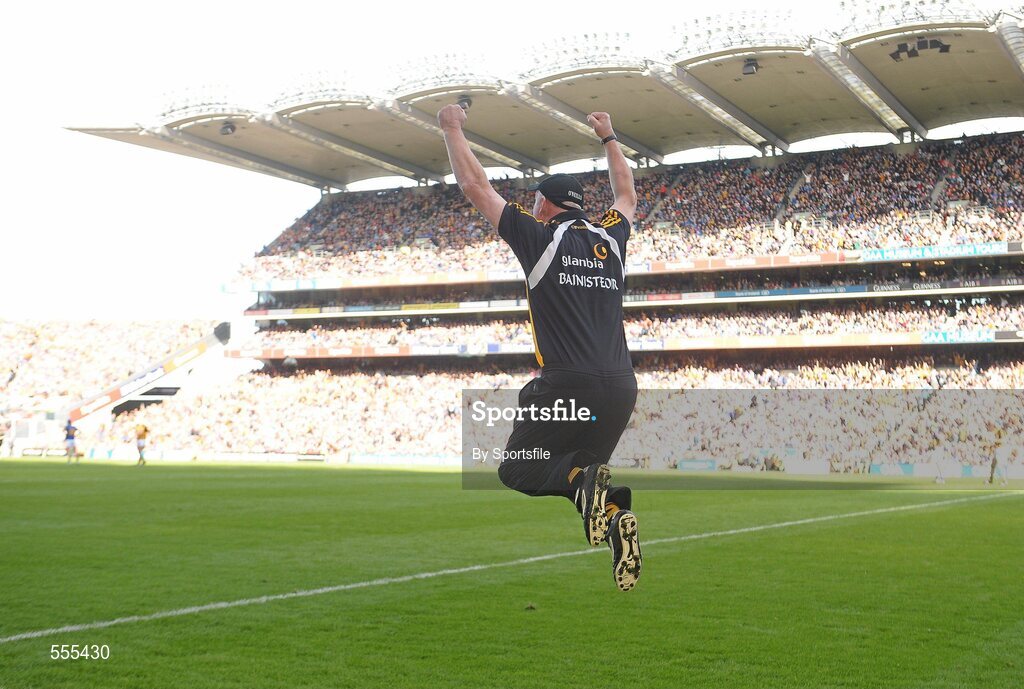 4 September 2011; Kilkenny manager Brian Cody celebrates his side's final point in the game. GAA Hurling All-Ireland Senior Championship Final, Kilkenny v Tipperary, Croke Park, Dublin. Photo by Sportsfile
