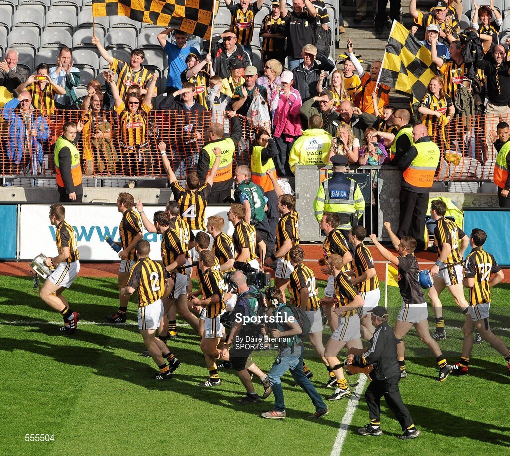 4 September 2011; The Kilkenny team celebrate during their lap of honour. GAA Hurling All-Ireland Senior Championship Final, Kilkenny v Tipperary, Croke Park, Dublin. Picture credit: Dáire Brennan / SPORTSFILE
