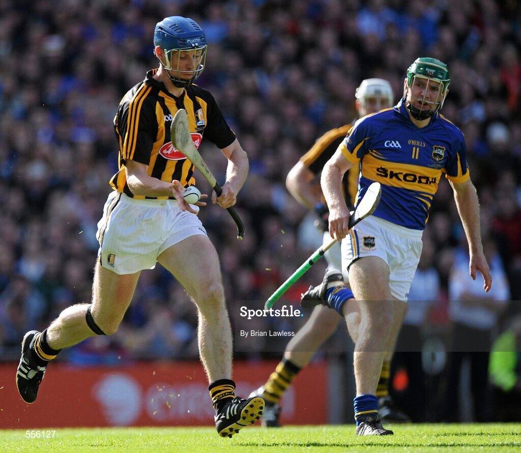 4 September 2011; Brian Hogan, Kilkenny, in action against Noel McGrath, Tipperary. GAA Hurling All-Ireland Senior Championship Final, Kilkenny v Tipperary, Croke Park, Dublin. Picture credit: Brian Lawless / SPORTSFILE