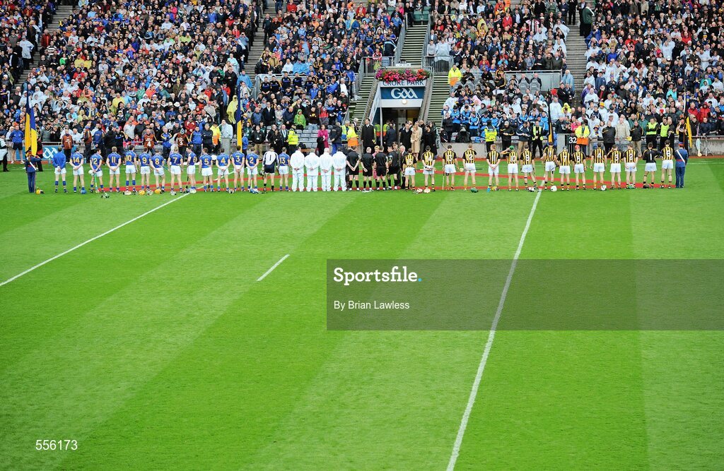 4 September 2011; The two teams line up before the match. GAA Hurling All-Ireland Senior Championship Final, Kilkenny v Tipperary, Croke Park, Dublin. Picture credit: Brian Lawless / SPORTSFILE