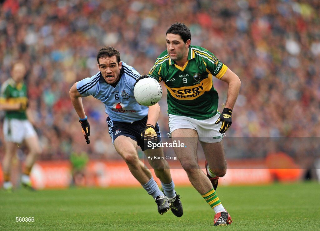 18 September 2011; Bryan Sheehan, Kerry, in action against Ger Brennan, Dublin. GAA Football All-Ireland Senior Championship Final, Kerry v Dublin, Croke Park, Dublin. Picture credit: Barry Cregg / SPORTSFILE
