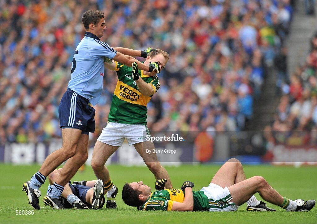 18 September 2011; James McCarthy, Dublin, and Darran O'Sullivan, Kerry, involved in an altercation during the game. GAA Football All-Ireland Senior Championship Final, Kerry v Dublin, Croke Park, Dublin. Picture credit: Barry Cregg / SPORTSFILE