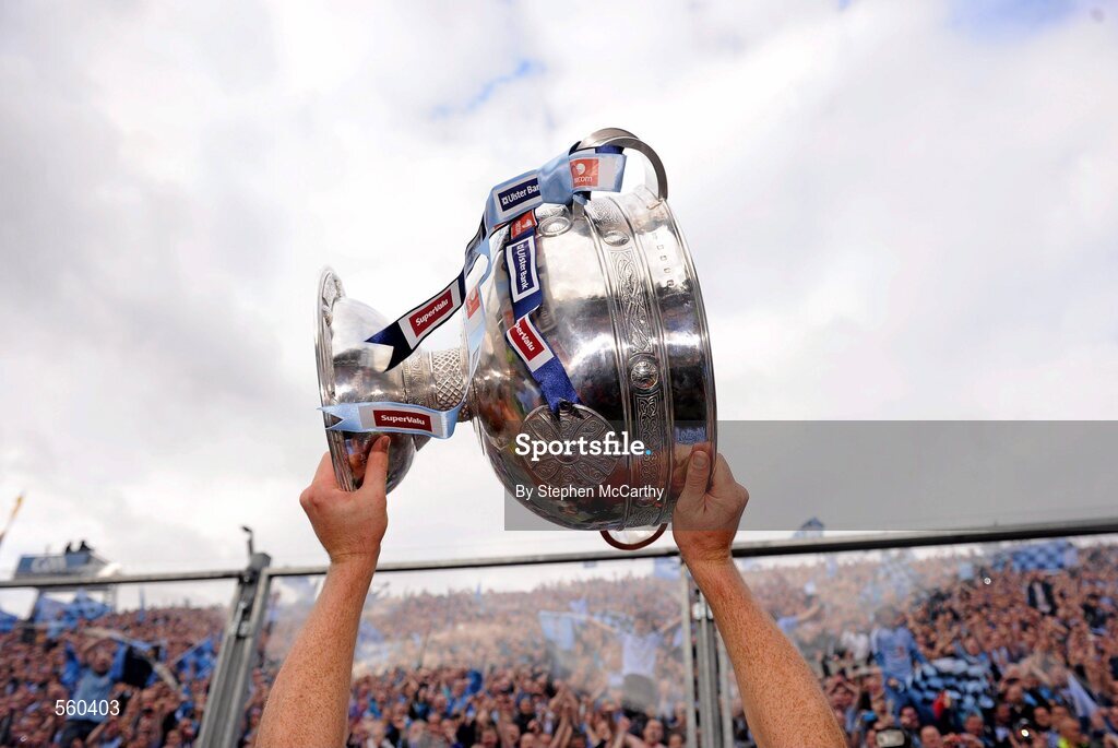 18 September 2011; Dublin players celebrate with The Sam Maguire Cup in front of Hill 16. GAA Football All-Ireland Senior Championship Final, Kerry v Dublin, Croke Park, Dublin. Picture credit: Stephen McCarthy / SPORTSFILE