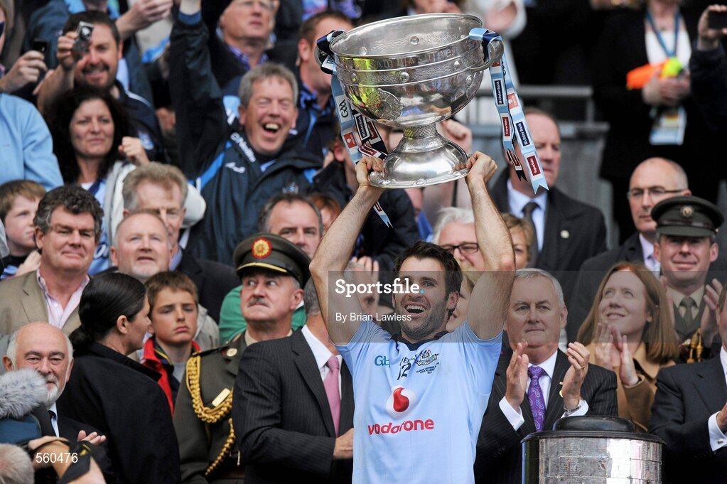 18 September 2011; Dublin captain Bryan Cullen lifts the Sam Maguire cup. GAA Football All-Ireland Senior Championship Final, Kerry v Dublin, Croke Park, Dublin. Picture credit: Brian Lawless / SPORTSFILE