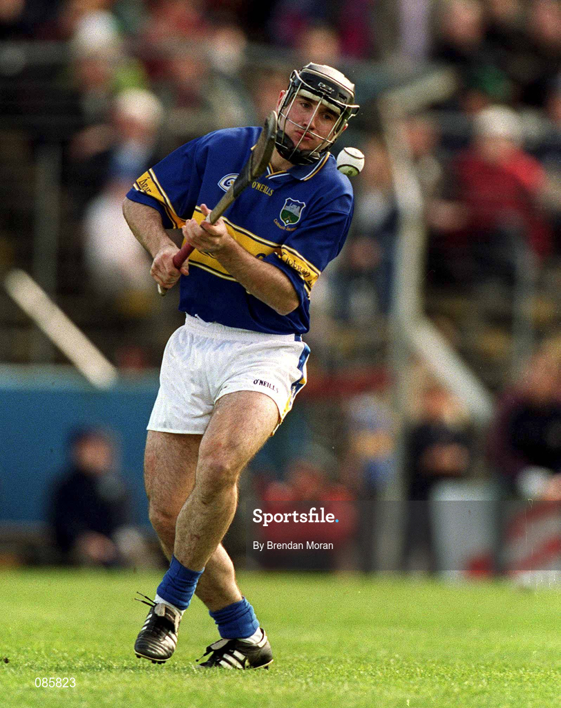 14 April 2002; Eoin Kelly of Tipperary during the Allianz National Hurling League Quarter-Final match between Galway and Tipperary at Semple Stadium in Thurles, Tipperary. Photo by Brendan Moran/Sportsfile