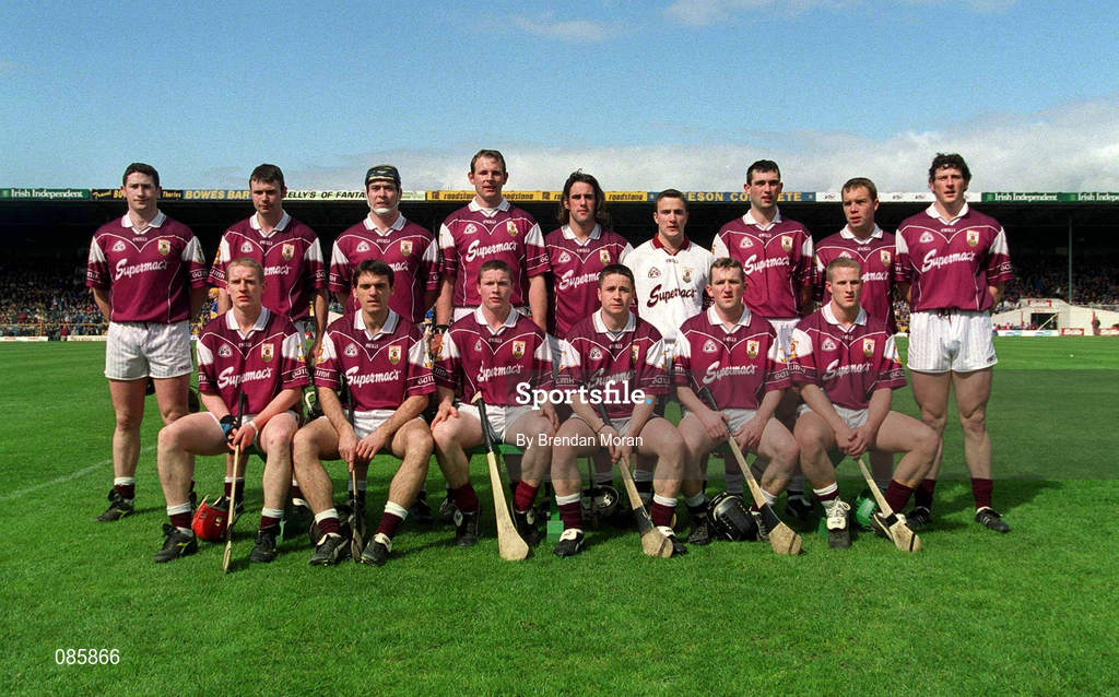 14 April 2002; The Galway team prior to the Allianz National Hurling League Quarter-Final match between Galway and Tipperary at Semple Stadium in Thurles, Tipperary. Photo by Brendan Moran/Sportsfile
