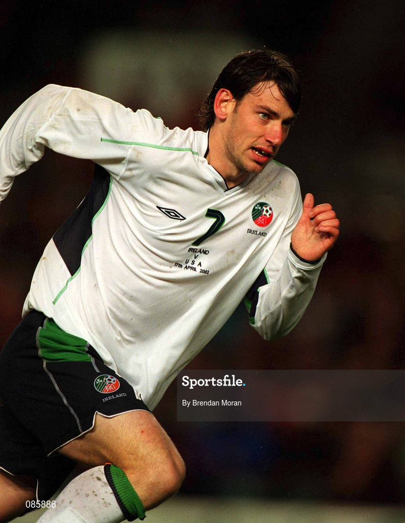17 April 2002; Rory Delap of Republic of Ireland during the International Friendly match between Republic of Ireland and USA at Lansdowne Road in Dublin. Photo by Brendan Moran/Sportsfile