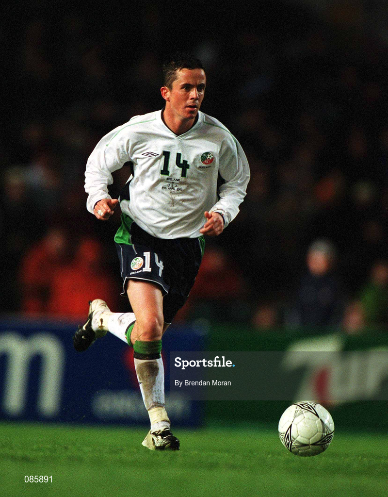 17 April 2002; Gary Kelly of Republic of Ireland during the International Friendly match between Republic of Ireland and USA at Lansdowne Road in Dublin. Photo by Brendan Moran/Sportsfile