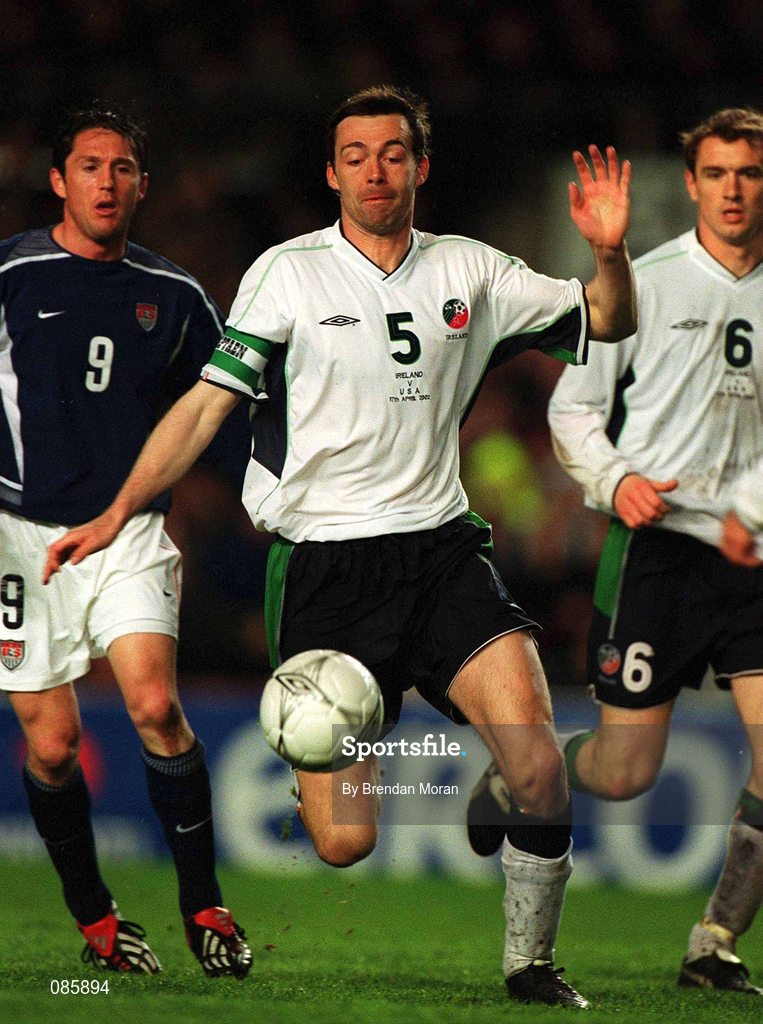 17 April 2002; Gary Breen of Republic of Ireland during the International Friendly match between Republic of Ireland and USA at Lansdowne Road in Dublin. Photo by Brendan Moran/Sportsfile