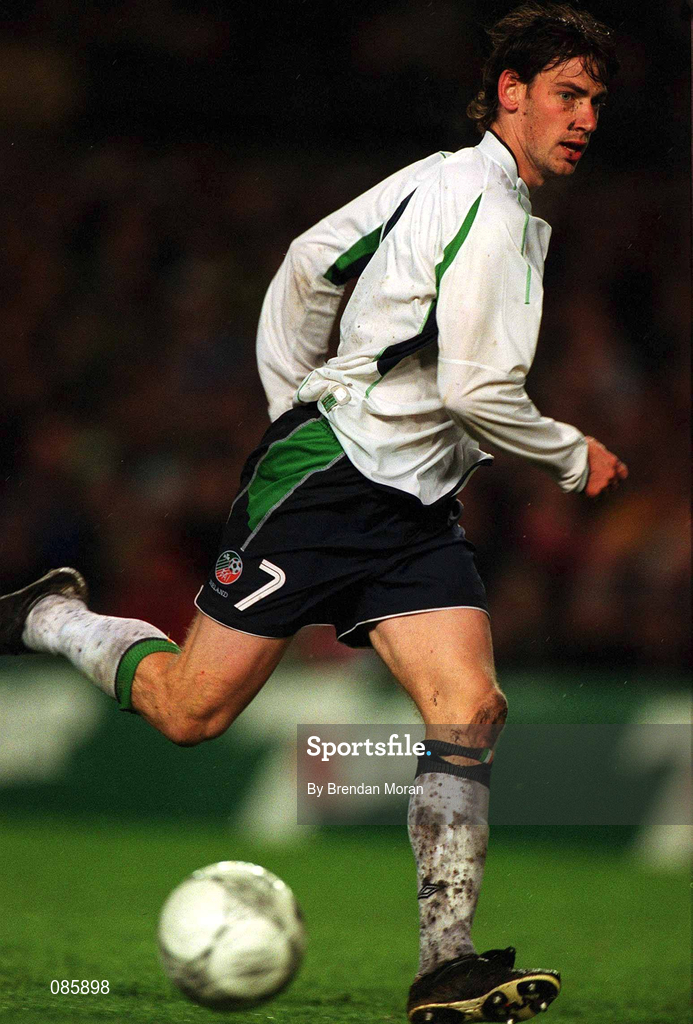 17 April 2002; Rory Delap of Republic of Ireland during the International Friendly match between Republic of Ireland and USA at Lansdowne Road in Dublin. Photo by Brendan Moran/Sportsfile