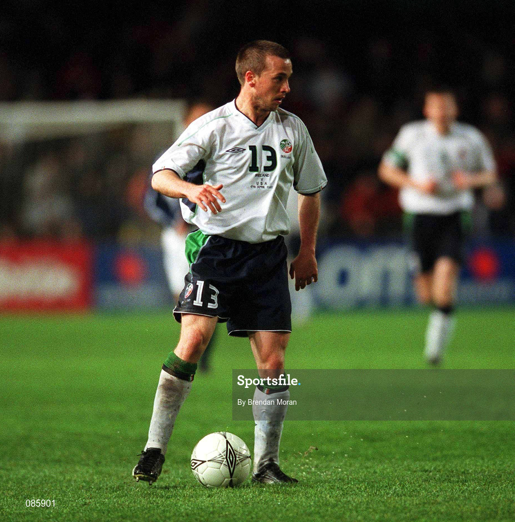 17 April 2002; David Connolly of Republic of Ireland during the International Friendly match between Republic of Ireland and USA at Lansdowne Road in Dublin. Photo by Brendan Moran/Sportsfile