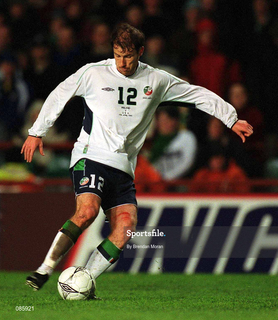 17 April 2002; Kenny Cunningham of Republic of Ireland during the International Friendly match between Republic of Ireland and USA at Lansdowne Road in Dublin. Photo by Brendan Moran/Sportsfile