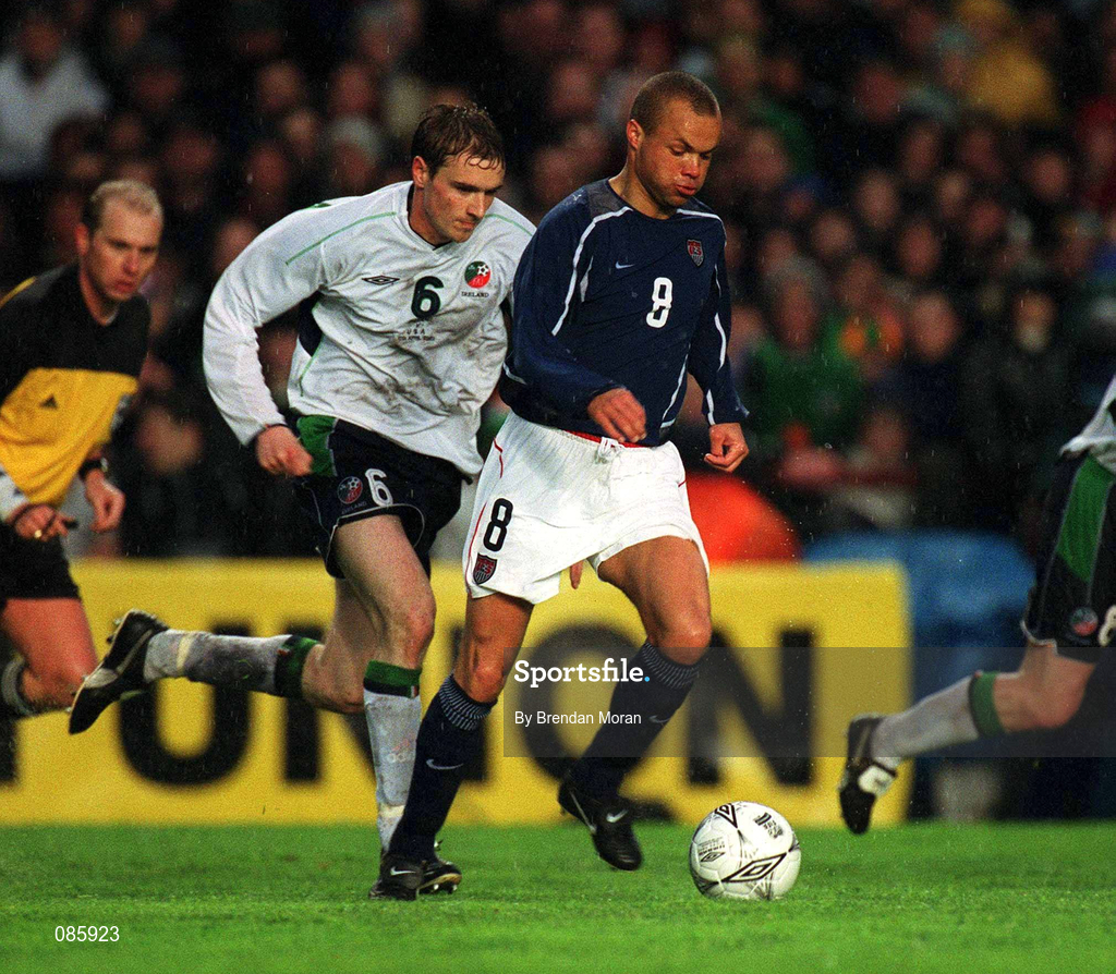 17 April 2002; Earnie Stewart of USA in action against Colin Healy of Republic of Ireland during the International Friendly match between Republic of Ireland and USA at Lansdowne Road in Dublin. Photo by Brendan Moran/Sportsfile