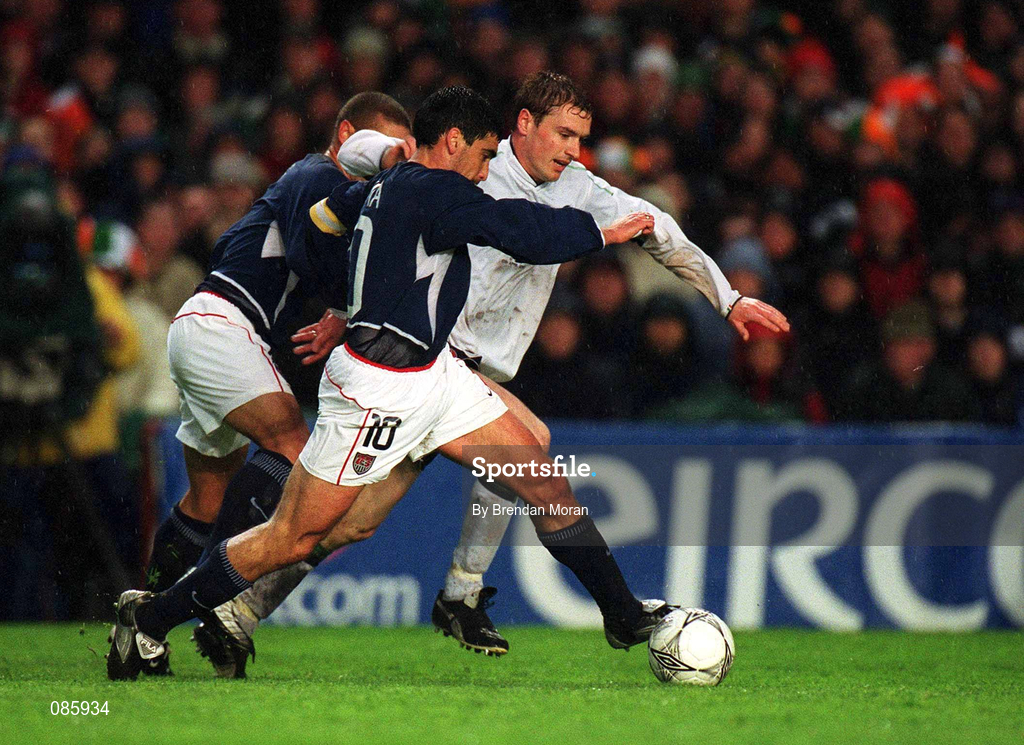 17 April 2002; Colin Healy of Republic of Ireland in action against Claudio Reyna of USA during the International Friendly match between Republic of Ireland and USA at Lansdowne Road in Dublin. Photo by Brendan Moran/Sportsfile