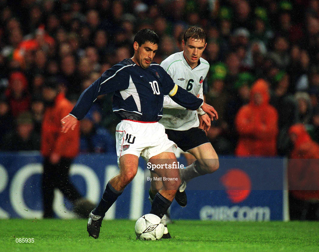 17 April 2002; Claudio Reyna of USA in action against Colin Healy of Republic of Ireland during the International Friendly match between Republic of Ireland and USA at Lansdowne Road in Dublin. Photo by Matt Browne/Sportsfile