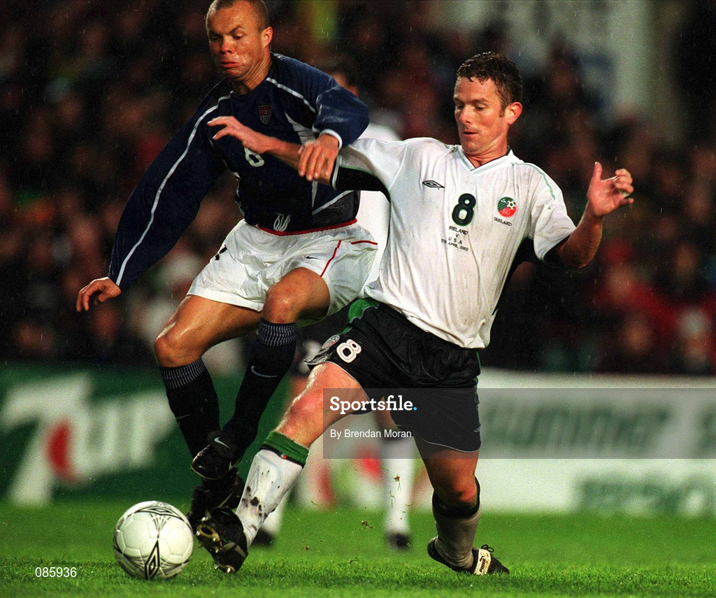 17 April 2002; Mark Kinsella of Republic of Ireland in action against Earnie Stewart of USA during the International Friendly match between Republic of Ireland and USA at Lansdowne Road in Dublin. Photo by Brendan Moran/Sportsfile