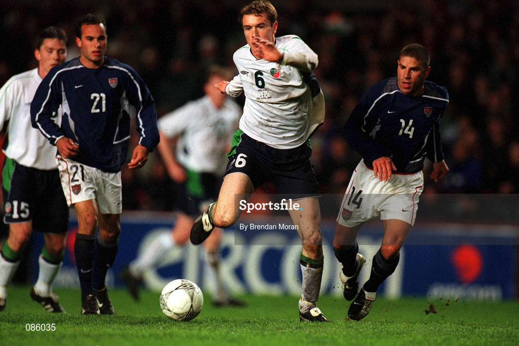17 April 2002; Colin Healy of Republic of Ireland in action against Landon Donovan, 21, and Chris Armas of USA during the International Friendly match between Republic of Ireland and USA at Lansdowne Road in Dublin. Photo by Brendan Moran/Sportsfile