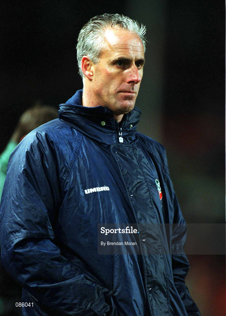 17 April 2002; Republic of Ireland manager Mick McCarthy during the International Friendly match between Republic of Ireland and USA at Lansdowne Road in Dublin. Photo by Brendan Moran/Sportsfile
