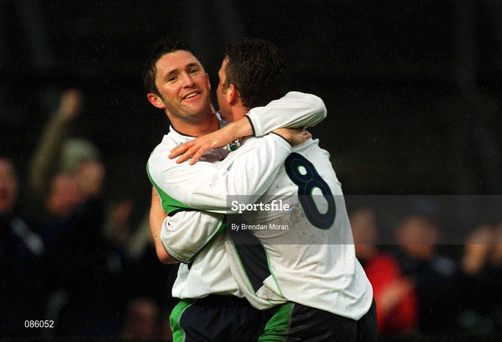 17 April 2002; Mark Kinsella of Republic of Ireland, 8, celebrates with team-mate Robbie Keane after scoring his side's first goal during the International Friendly match between Republic of Ireland and USA at Lansdowne Road in Dublin. Photo by Brendan Moran/Sportsfile