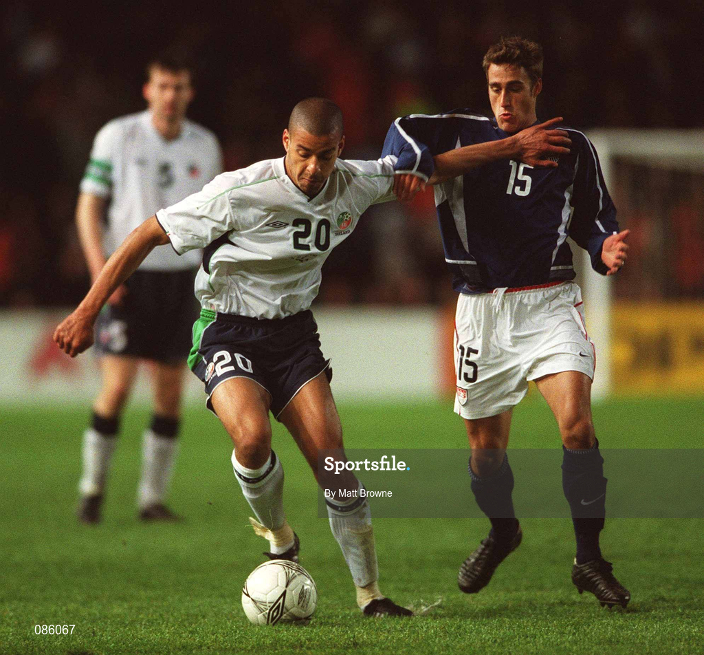17 April 2002; Stephen Reid of Republic of Ireland in action against Josh Wolff of USA during the International Friendly match between Republic of Ireland and USA at Lansdowne Road in Dublin. Photo by Matt Browne/Sportsfile