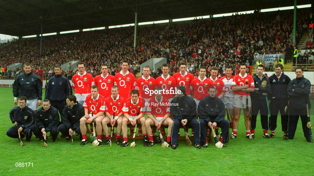 21 April 2002; The Cork squad prior to the Allianz National Hurling League Semi-Final match between Cork and Tipperary at Páirc Uí Chaoimh in Cork. Photo by Ray McManus/Sportsfile