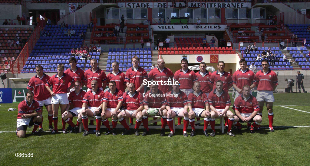 27 April 2002; The Munster team prior to the Heineken European Cup Semi-Final match between Castres and Munster at Stade de la Mediterranie in Beziers, France. Photo by Brendan Moran/Sportsfile
