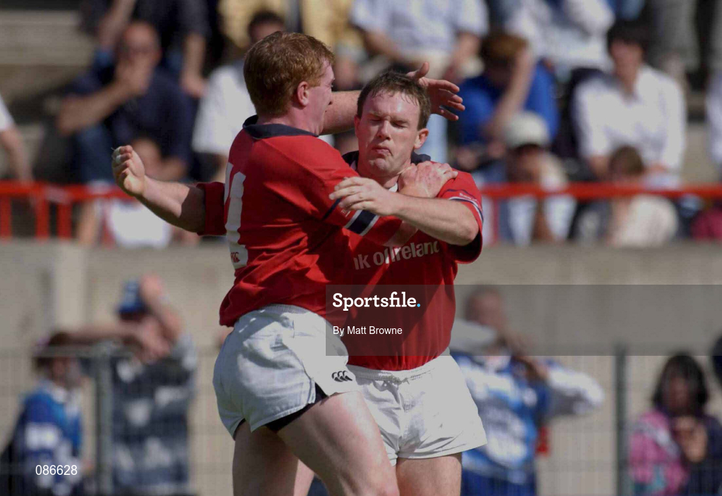 27 April 2002; John Kelly of Munster celebrates with team-mate Anthony Horgan after scoring a try during the Heineken European Cup Semi-Final match between Castres and Munster at Stade de la Mediterranie in Beziers, France. Photo by Matt Browne/Sportsfile