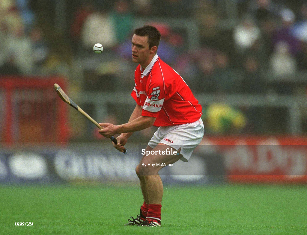 21 April 2002; Alan Cummins of Cork during the Allianz National Hurling League Semi-Final match between Cork and Tipperary at Páirc Uí Chaoimh in Cork. Photo by Ray McManus/Sportsfile