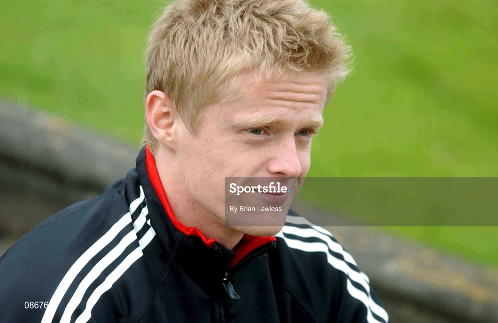 29 April 2002; Republic of Ireland International Damien Duff at the launch of The adidas Predator Mania football boot at The Radisson Hotel in Dublin. Photo by Brian Lawless/Sportsfile