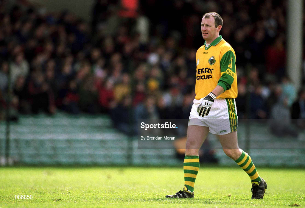 28 April 2002; Kerry goalkeeper Declan O'Keefe during the Allianz National Football League Division 2 Final match between Kerry and Laois at the Gaelic Grounds in Limerick. Photo by Brendan Moran/Sportsfile